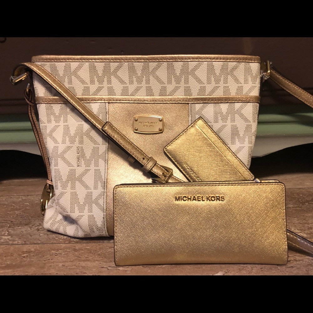 Michael Kors messenger bag trio